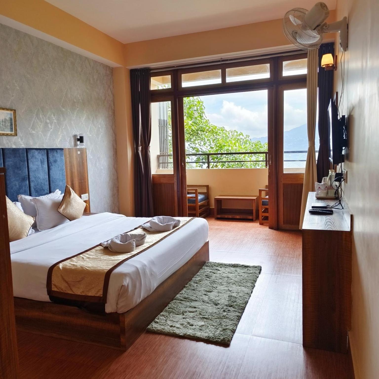 Aurora Gangtok Hotel Exterior photo